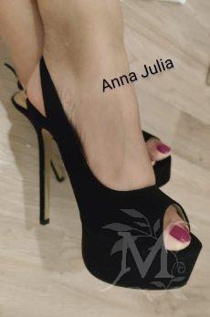 Anna Julia 12