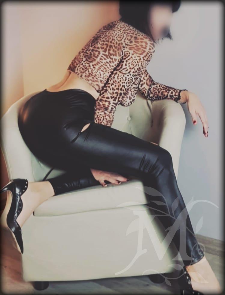 Valentina massaggio Hotkinuru Linate 1