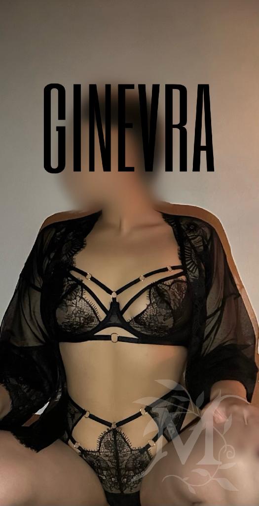 Ginevra 20ENNE ITALIANA  3