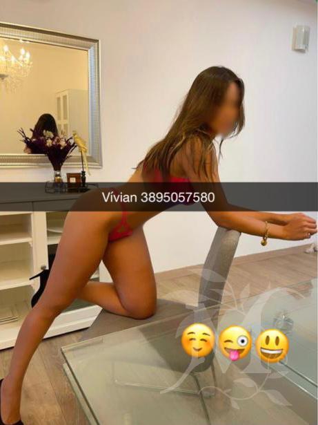 VIVIAN 4