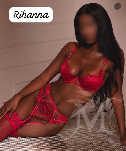 Studio Washington 16