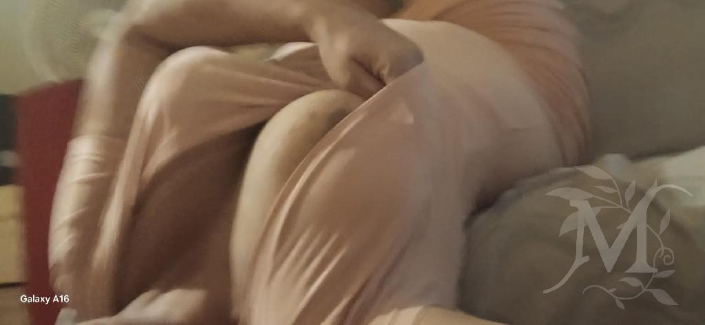 Giselle bella come il sole, di sera brilla come una stella 2
