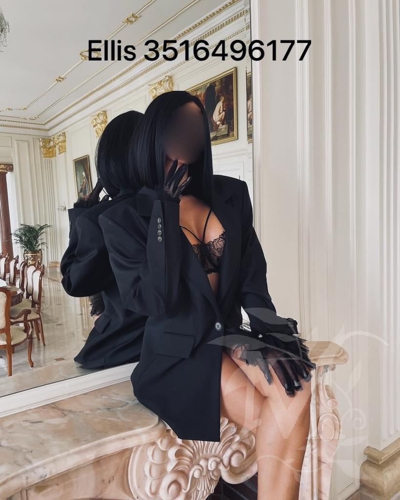  ELLIS LA FIDANZATINA EMOZIONALE??? 1