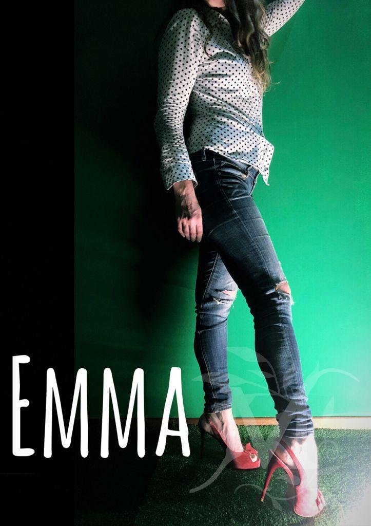 EMMA LUX  3