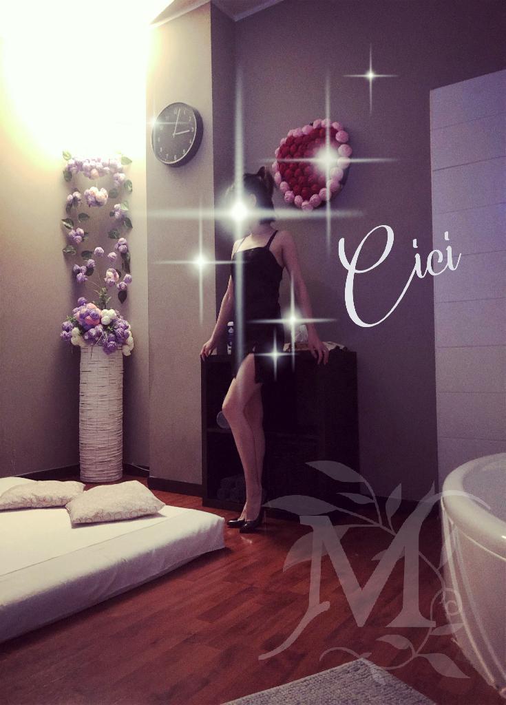 APPENA ARRIVATA RAGAZZA GIOVANE E CARINA DOLCE 3