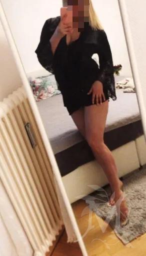 Maya hot   14