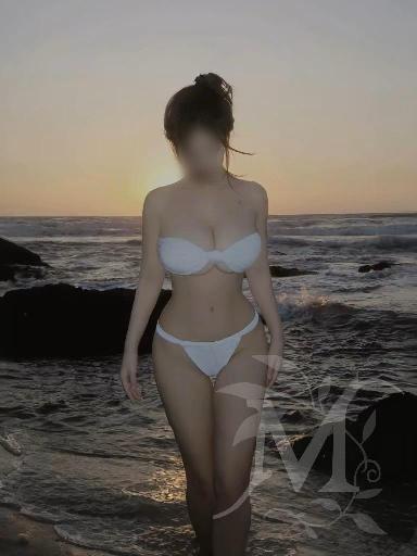 Ragazza d'Oro 4