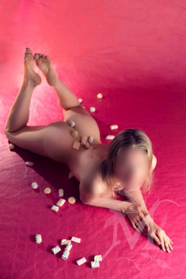  erica massaggiatrice Russa massaggi profondi 6