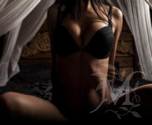 Massaggi giovane italiana 4