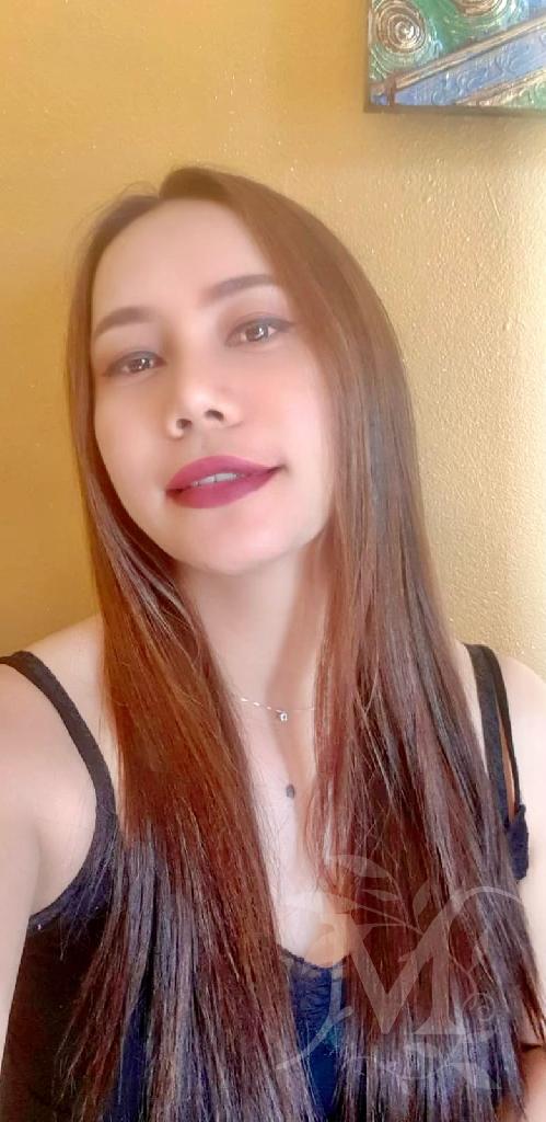 Eri, Thai massage 2