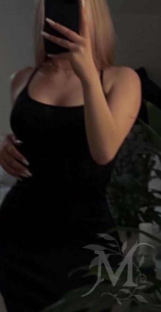 Sabrina Caravaggio 3