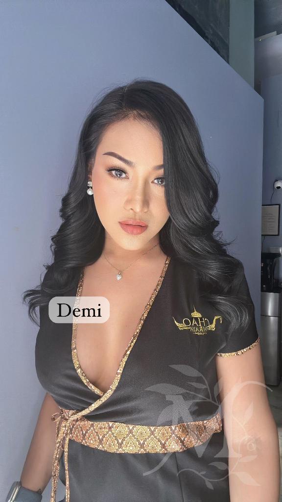 Demi thai transgender  2