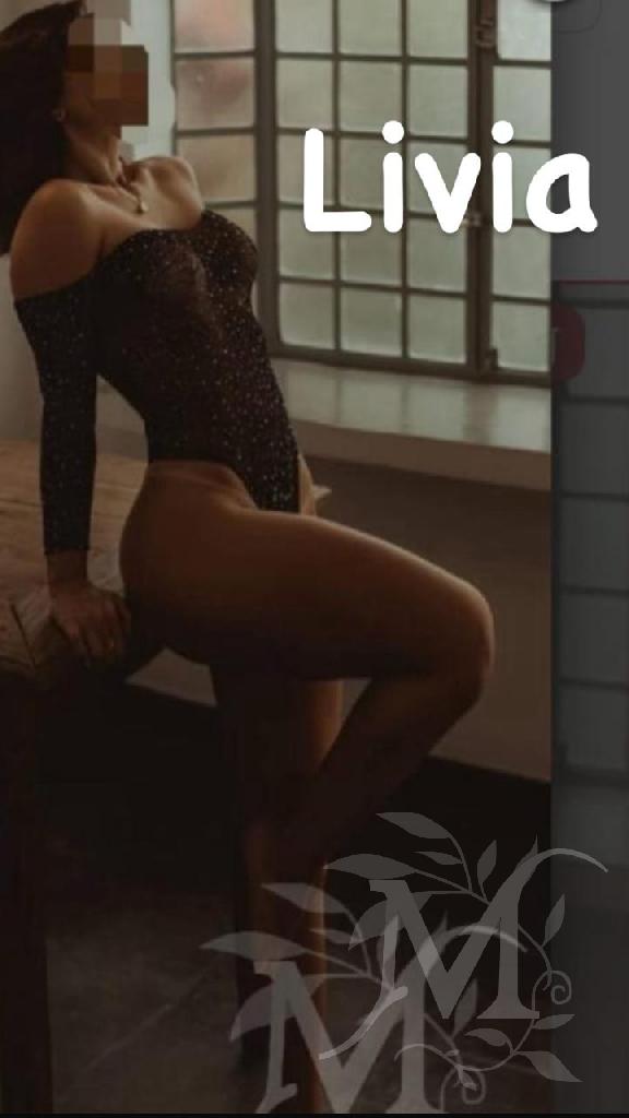Livia andrade 1