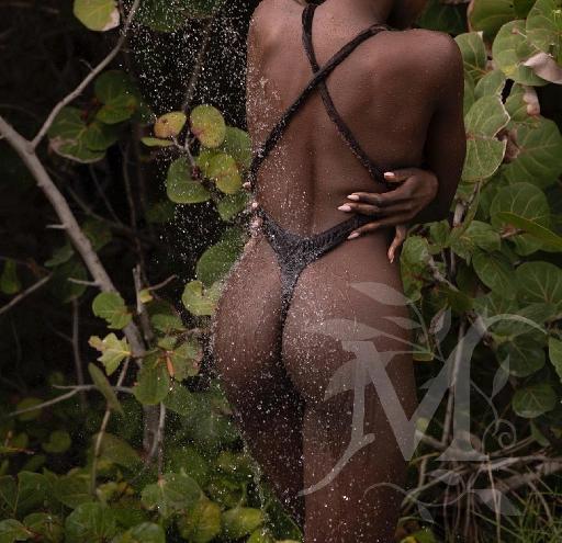 Rihanna 2