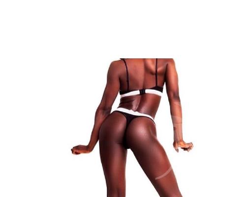 Rihanna 3