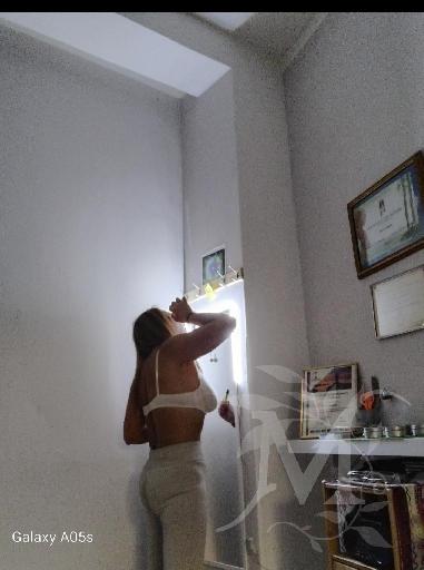 Claudia  6