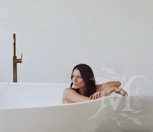 Sexy Victoria 10