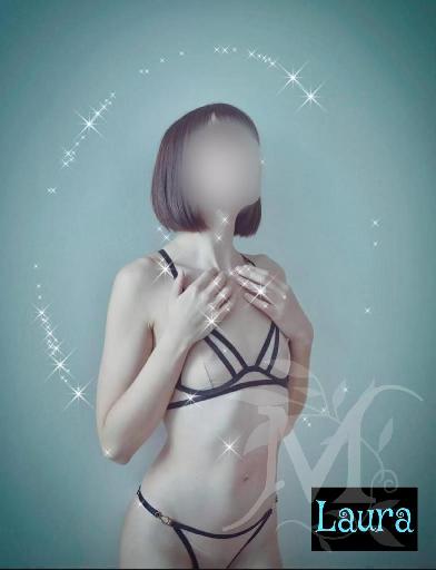 Laura 7
