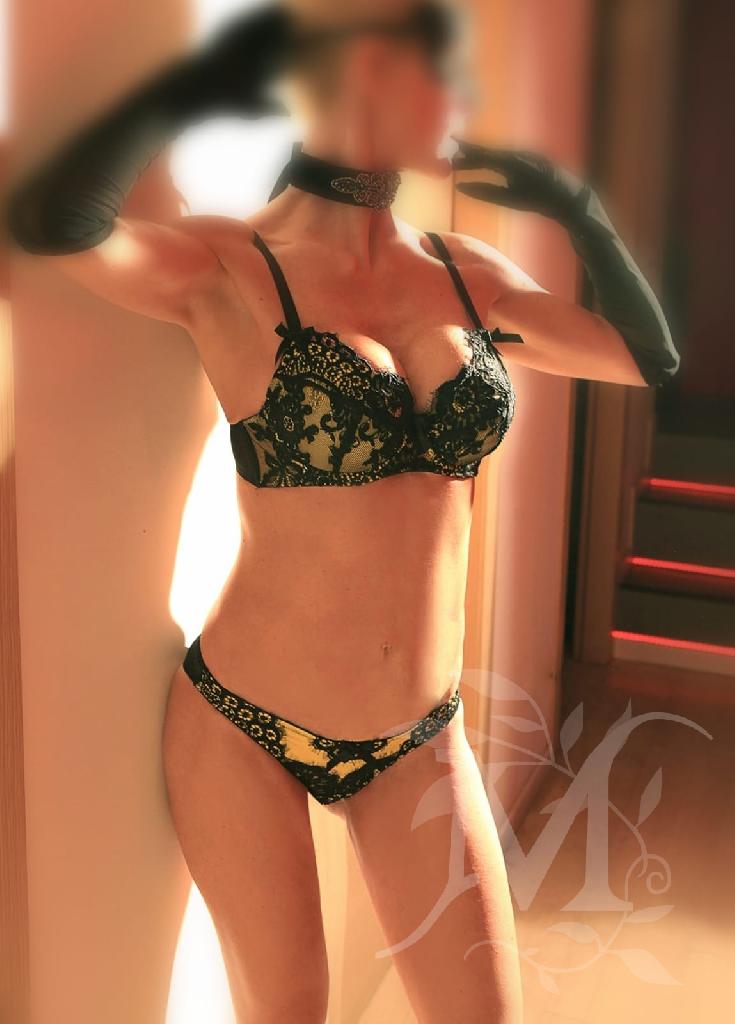 Come le foglie che danzano al vento anche il tuo corpo ..... 5