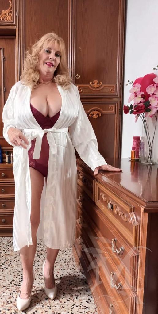 Camila 7