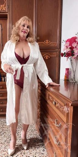 Camila 8